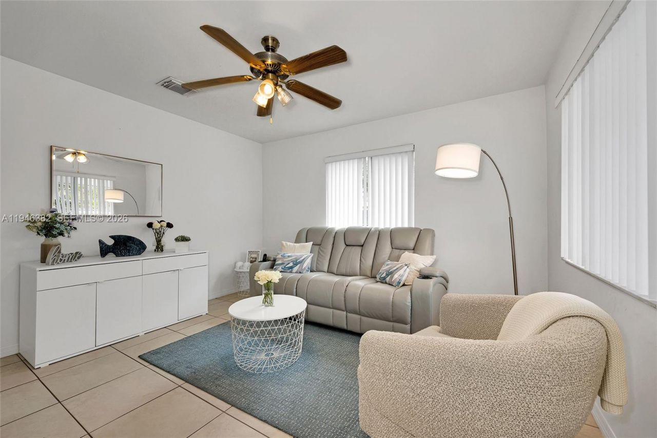 2275 SW 61st Ave, Miami, FL 33155 Photo