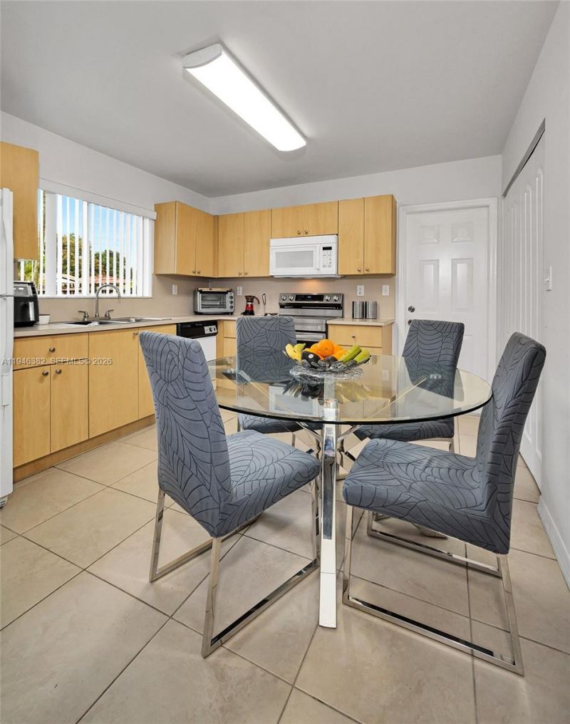 2275 SW 61st Ave, Miami, FL 33155 Photo