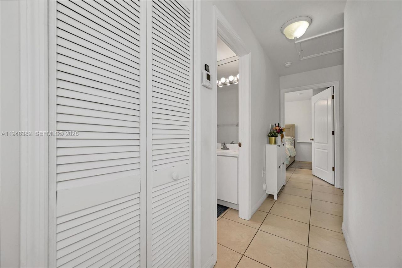 2275 SW 61st Ave, Miami, FL 33155 Photo