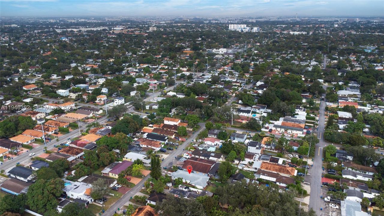 2275 SW 61st Ave, Miami, FL 33155 Photo