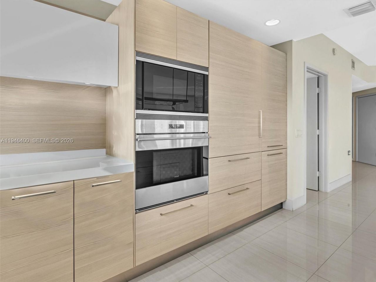 17301 Biscayne Blvd, Unit 2301, North Miami Beach, FL 33160 Photo