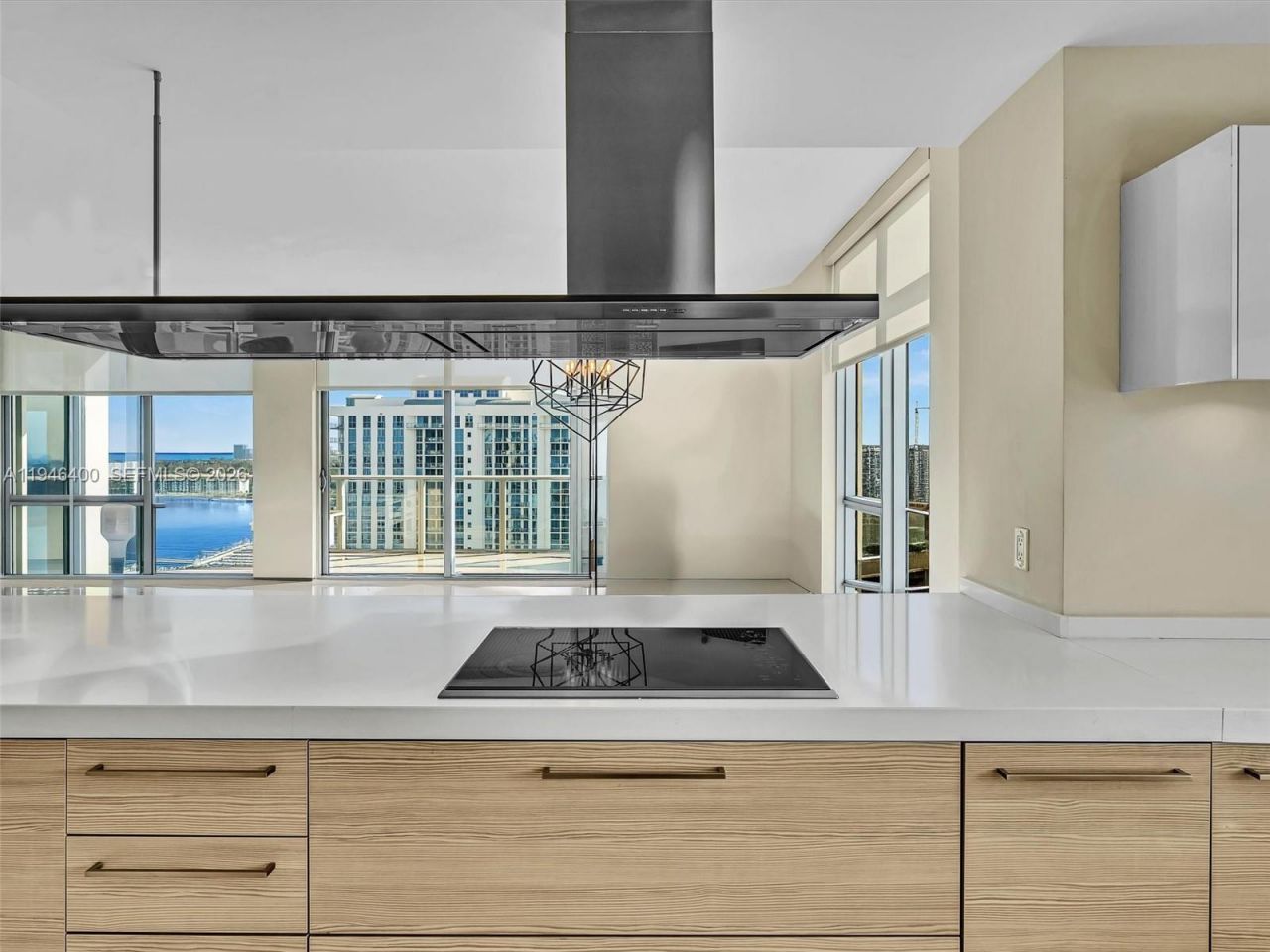 17301 Biscayne Blvd, Unit 2301, North Miami Beach, FL 33160 Photo