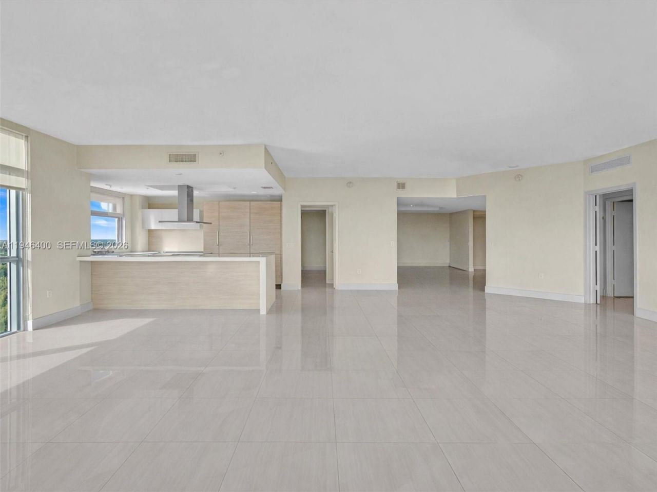 17301 Biscayne Blvd, Unit 2301, North Miami Beach, FL 33160 Photo