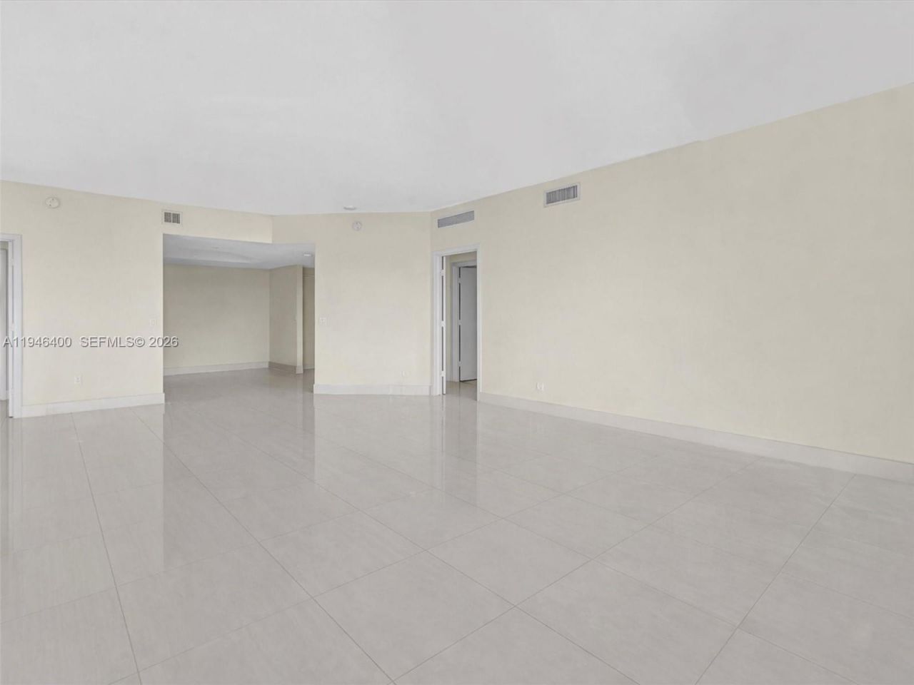 17301 Biscayne Blvd, Unit 2301, North Miami Beach, FL 33160 Photo