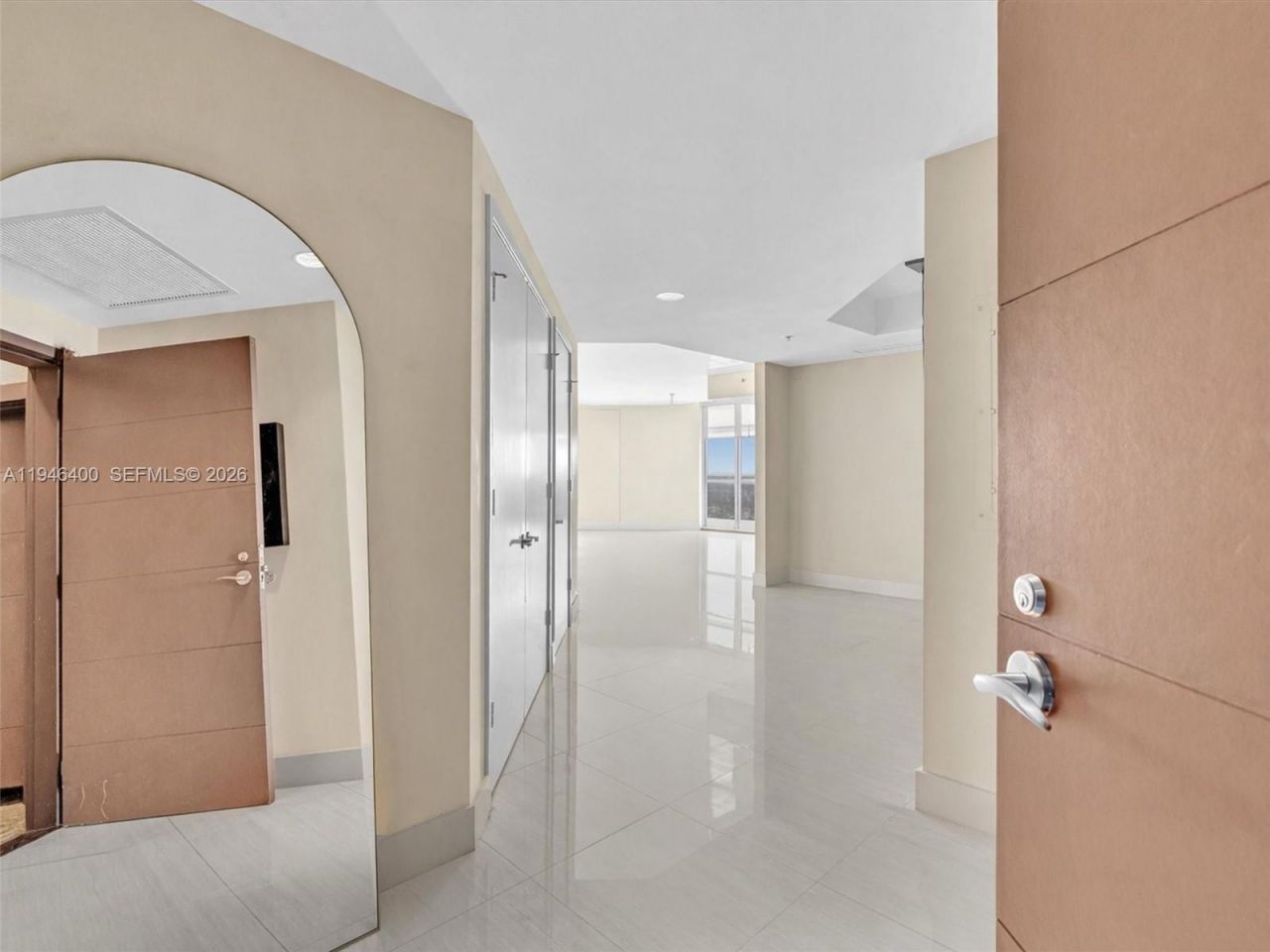 17301 Biscayne Blvd, Unit 2301, North Miami Beach, FL 33160 Photo