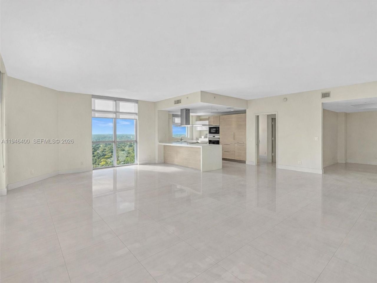 17301 Biscayne Blvd, Unit 2301, North Miami Beach, FL 33160 Photo