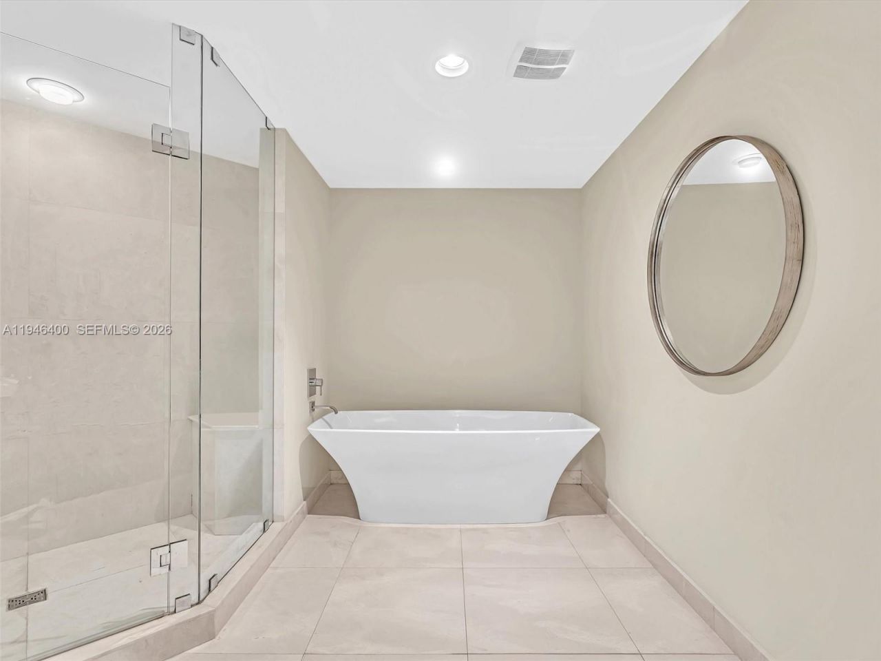 17301 Biscayne Blvd, Unit 2301, North Miami Beach, FL 33160 Photo
