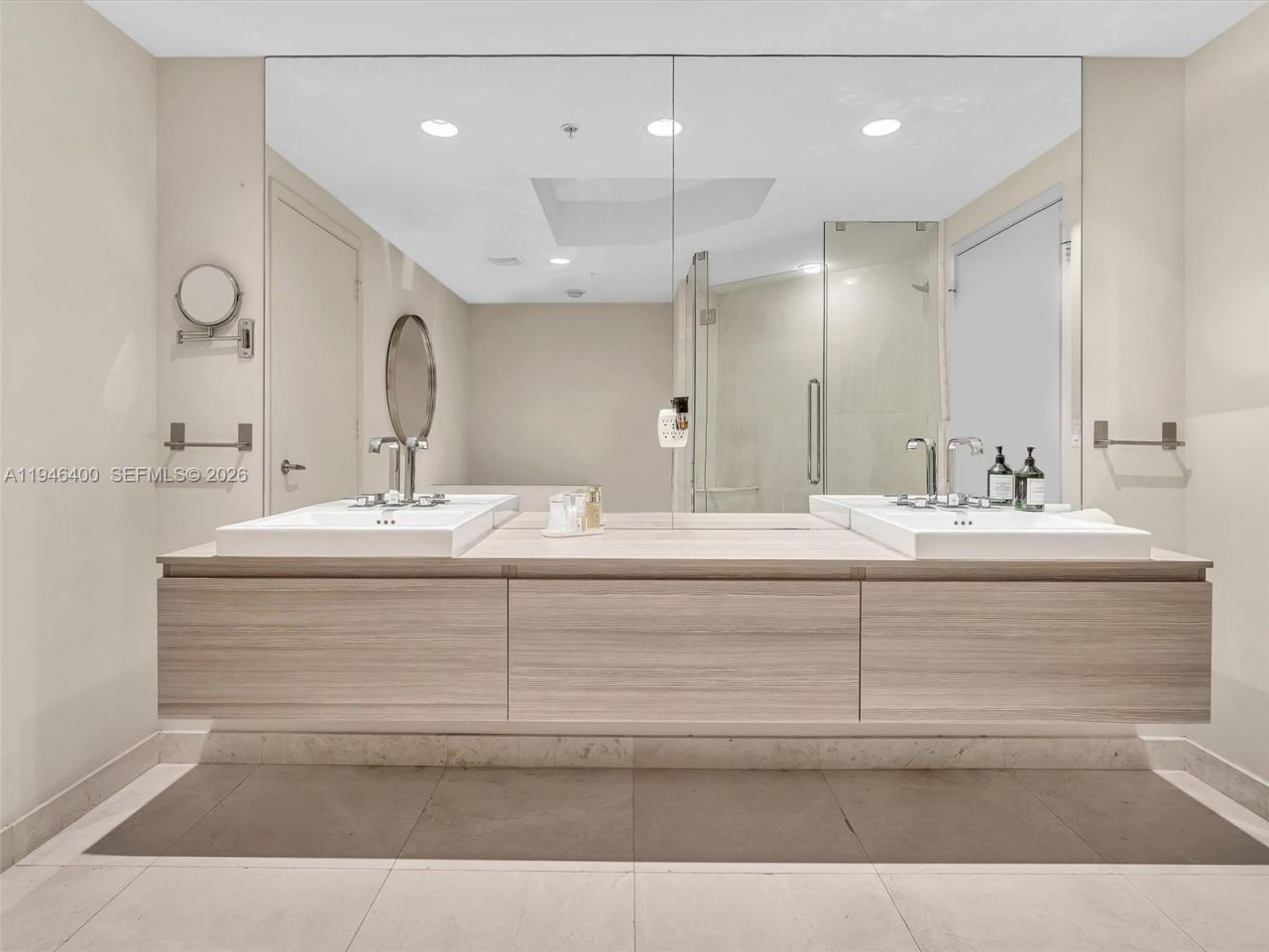 17301 Biscayne Blvd, Unit 2301, North Miami Beach, FL 33160 Photo