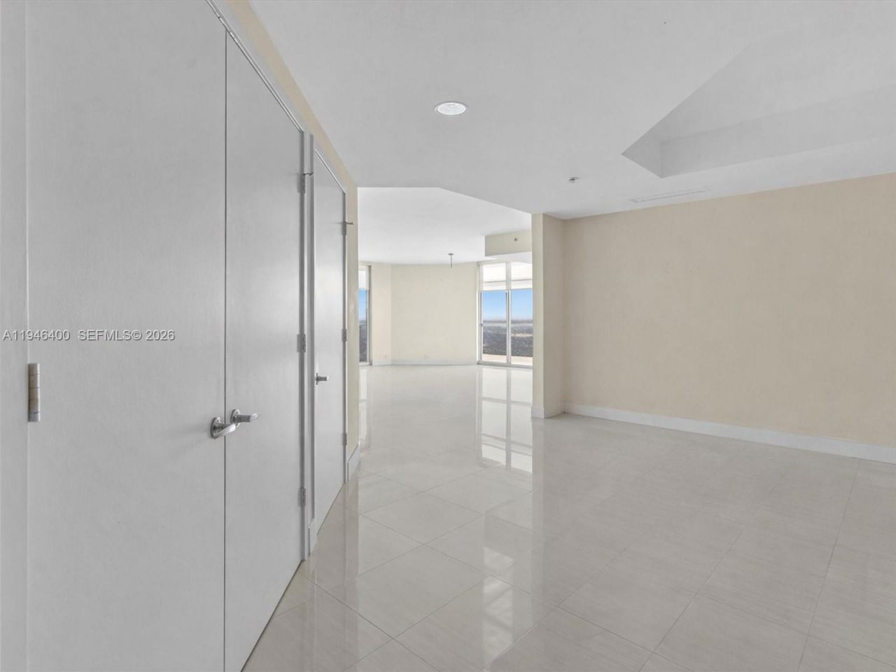 17301 Biscayne Blvd, Unit 2301, North Miami Beach, FL 33160 Photo
