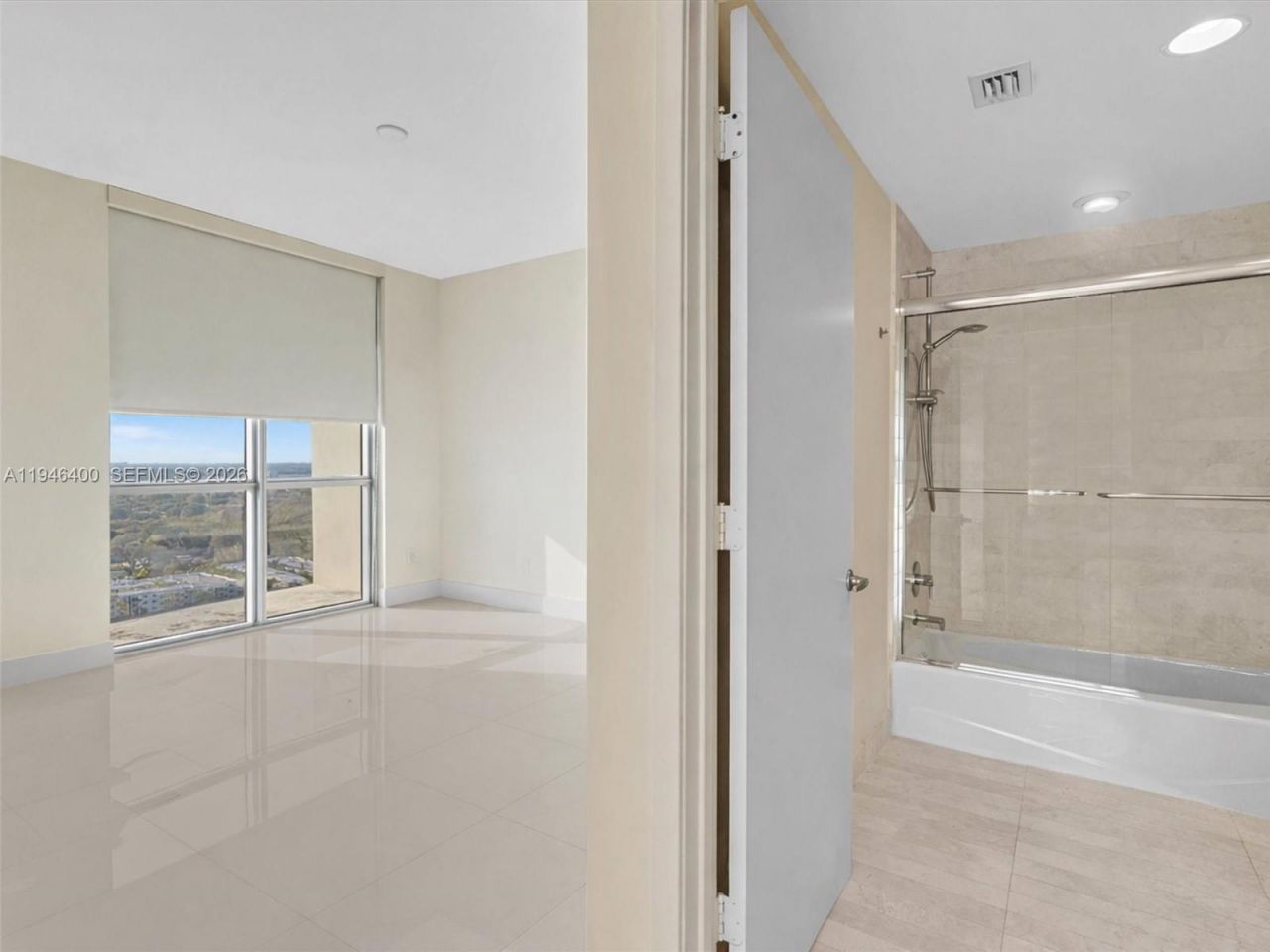 17301 Biscayne Blvd, Unit 2301, North Miami Beach, FL 33160 Photo