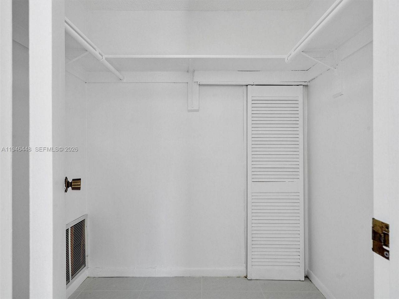 201 178th Dr, Unit 307, Sunny Isles Beach, FL 33160 Photo