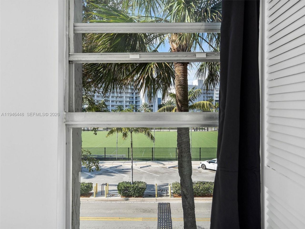 201 178th Dr, Unit 307, Sunny Isles Beach, FL 33160 Photo