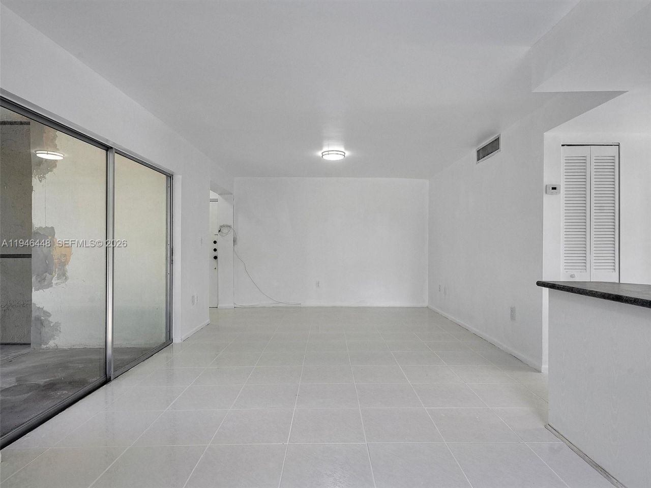 201 178th Dr, Unit 307, Sunny Isles Beach, FL 33160 Photo