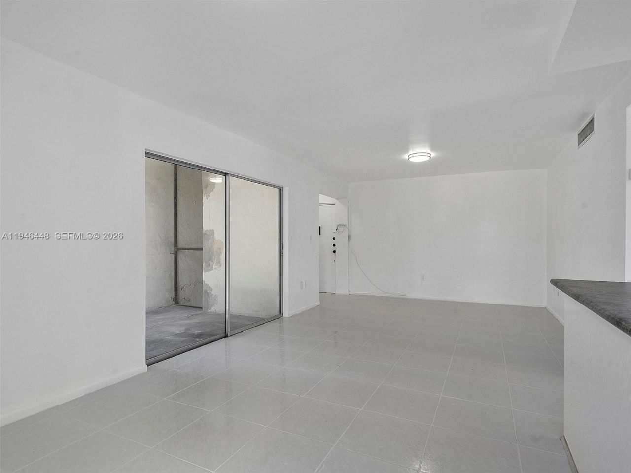 201 178th Dr, Unit 307, Sunny Isles Beach, FL 33160 Photo