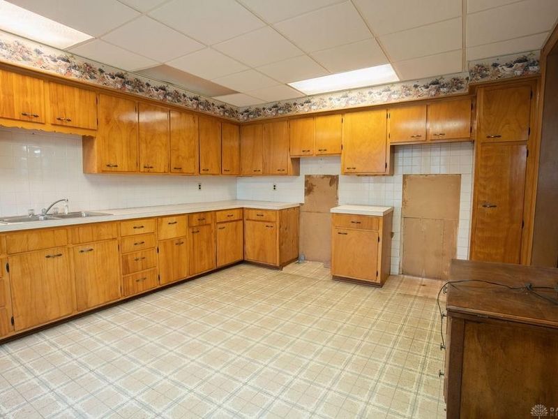 105 N Miami Avenue, Bradford, OH 45308 Photo 18