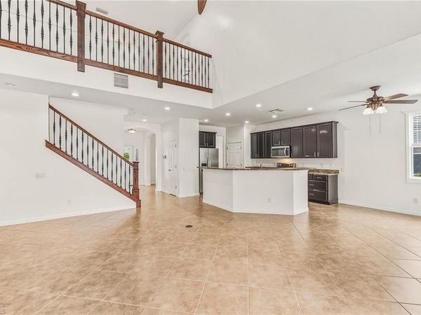 2664 Brightside CT S, CAPE CORAL, FL 33991