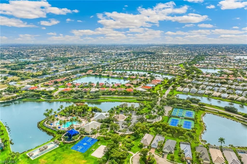 2664 Brightside Ct S, Cape Coral, FL 33991 Photo