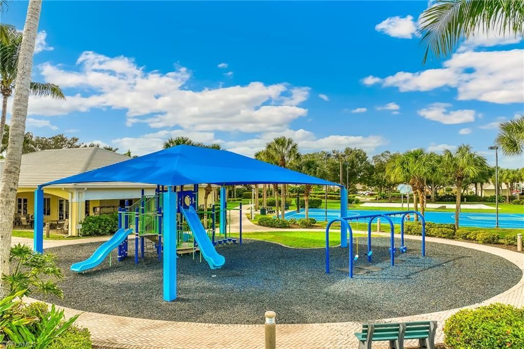 2664 Brightside Ct S, Cape Coral, FL 33991 Photo