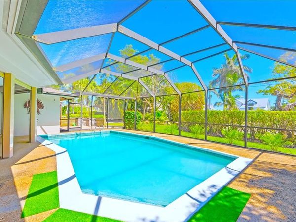 2125 Marina DR , NAPLES, FL 34102