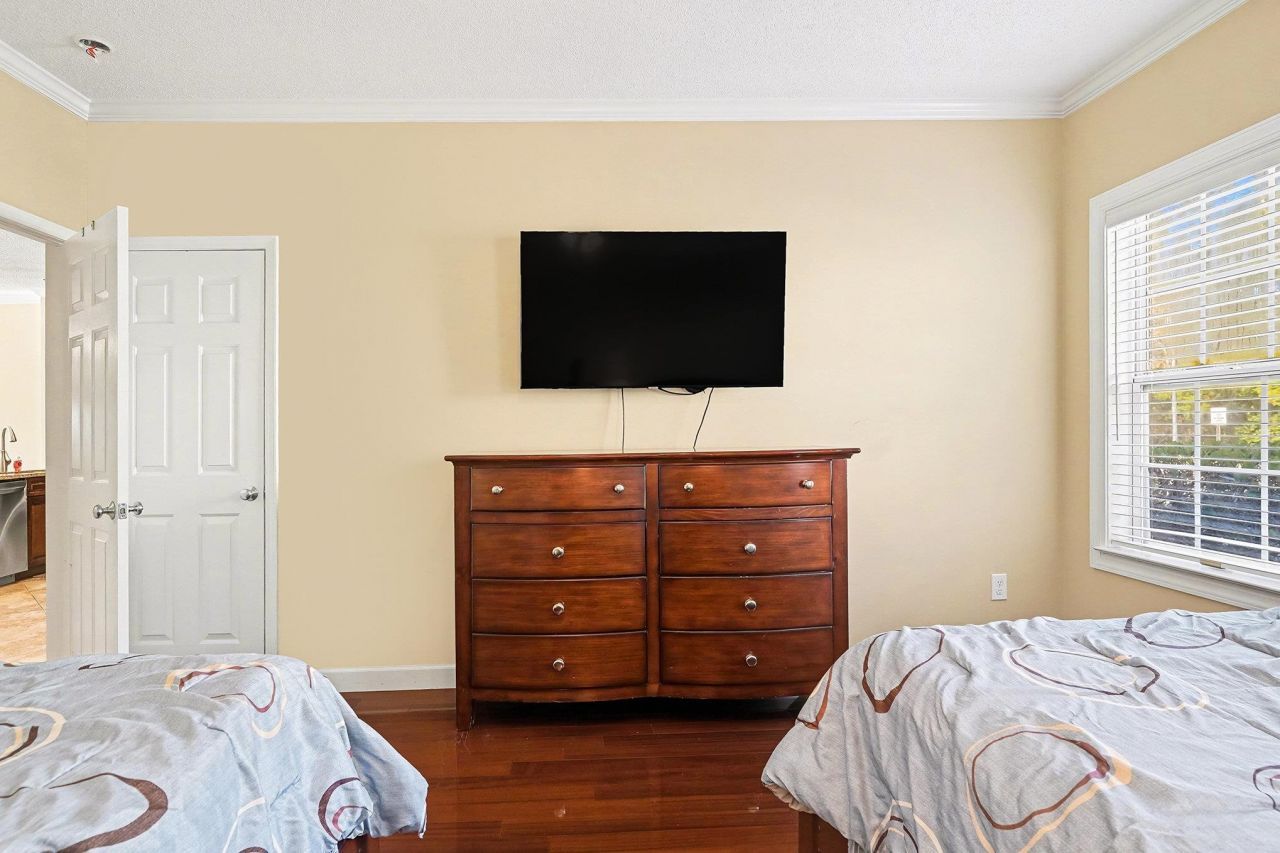 4518 Girvan Dr. Photo 22