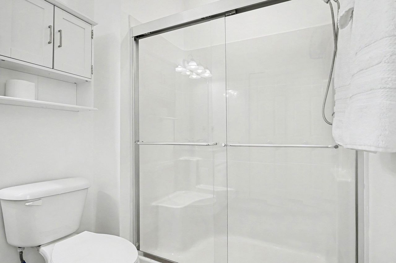 4518 Girvan Dr. Photo 23