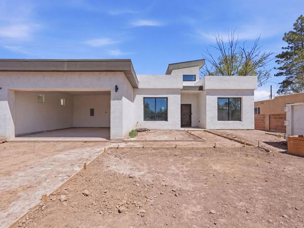 1321 Van Cleave Road NW, Albuquerque, NM 87107