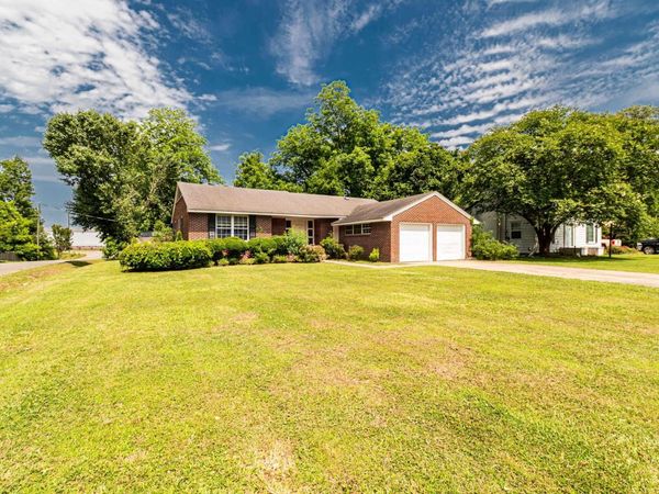 1108 N 2nd Street, McGehee, AR 71654