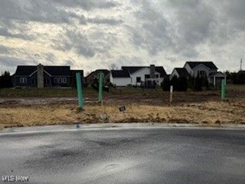 9006 Greensway Street NW, Massillon, OH 44646 Photo 4