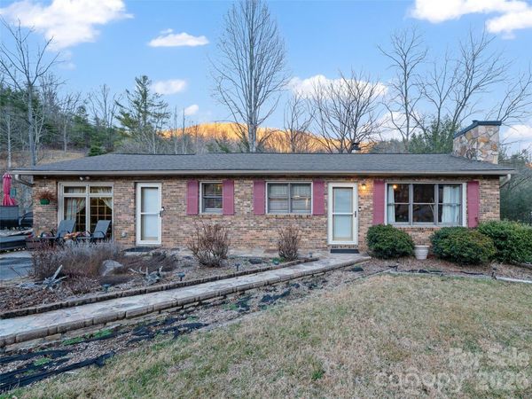 1280 Hamburg Road, Bakersville, NC 28705