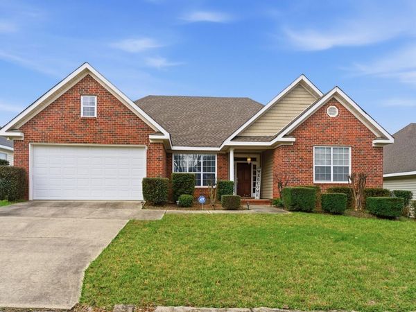 6 Stratford Ct., Hattiesburg, MS 39402