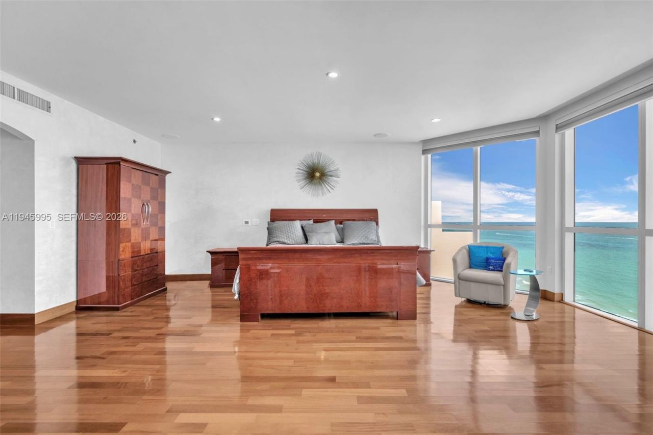 101 S Fort Lauderdale Beach Blvd, Unit 2601, Fort Lauderdale, FL 33316 Photo