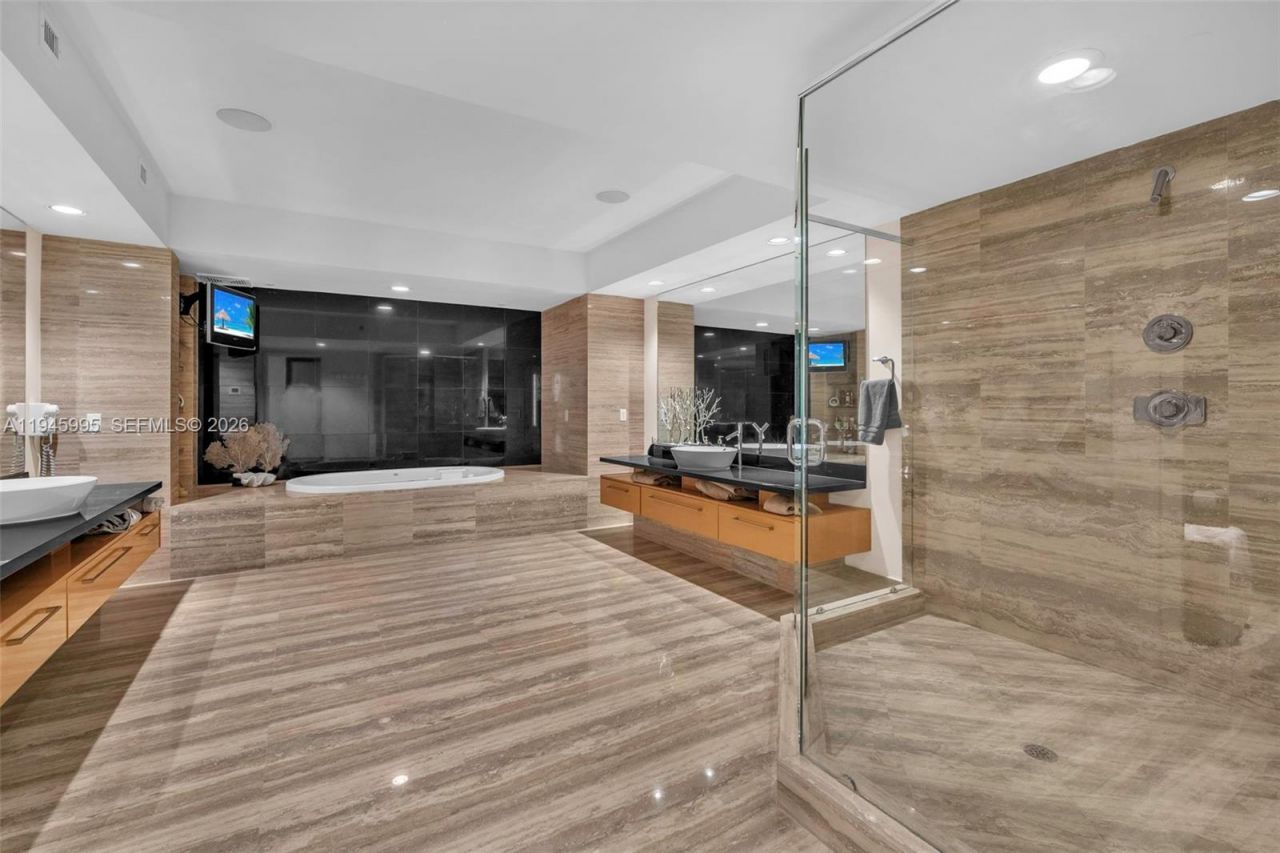 101 S Fort Lauderdale Beach Blvd, Unit 2601, Fort Lauderdale, FL 33316 Photo