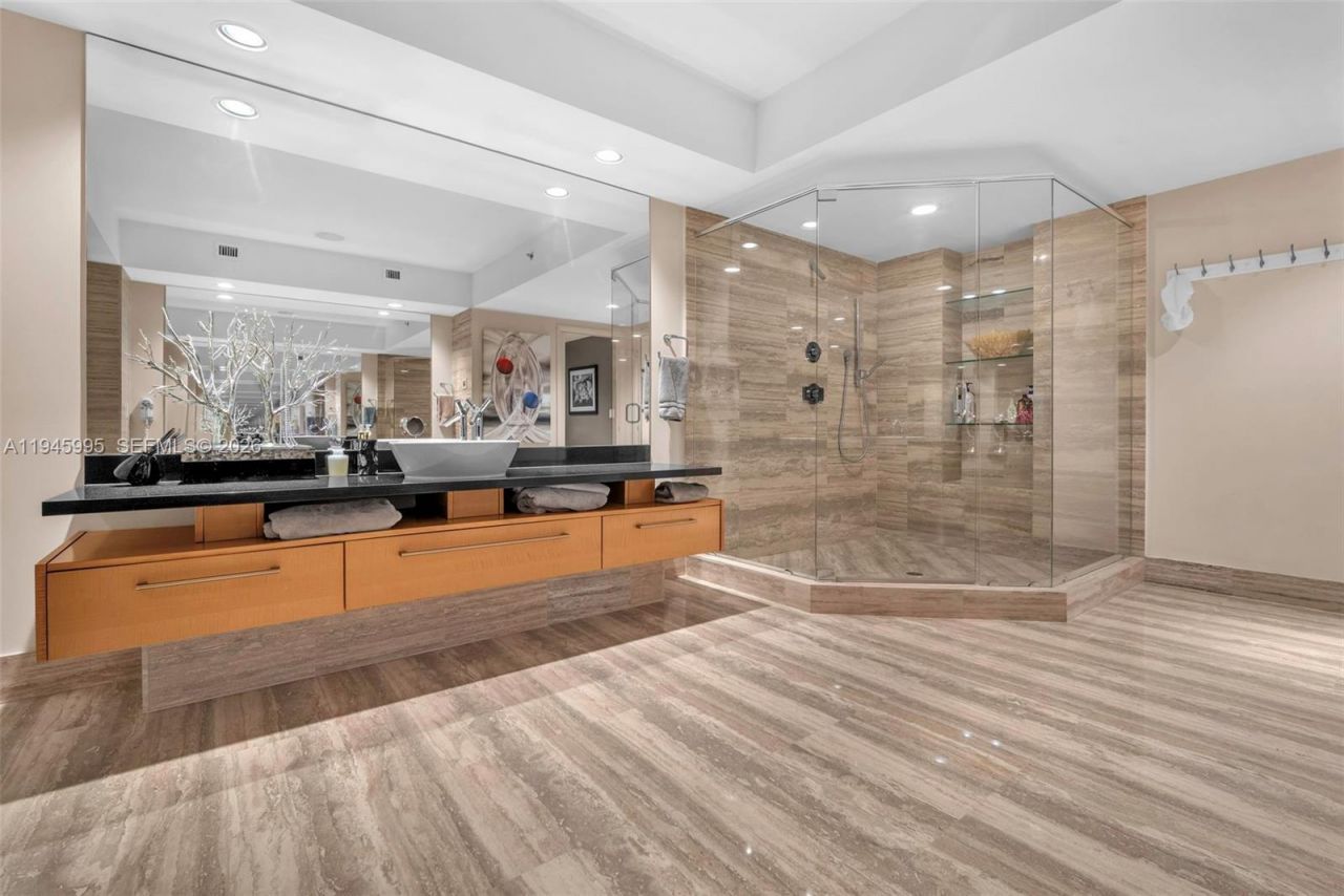 101 S Fort Lauderdale Beach Blvd, Unit 2601, Fort Lauderdale, FL 33316 Photo