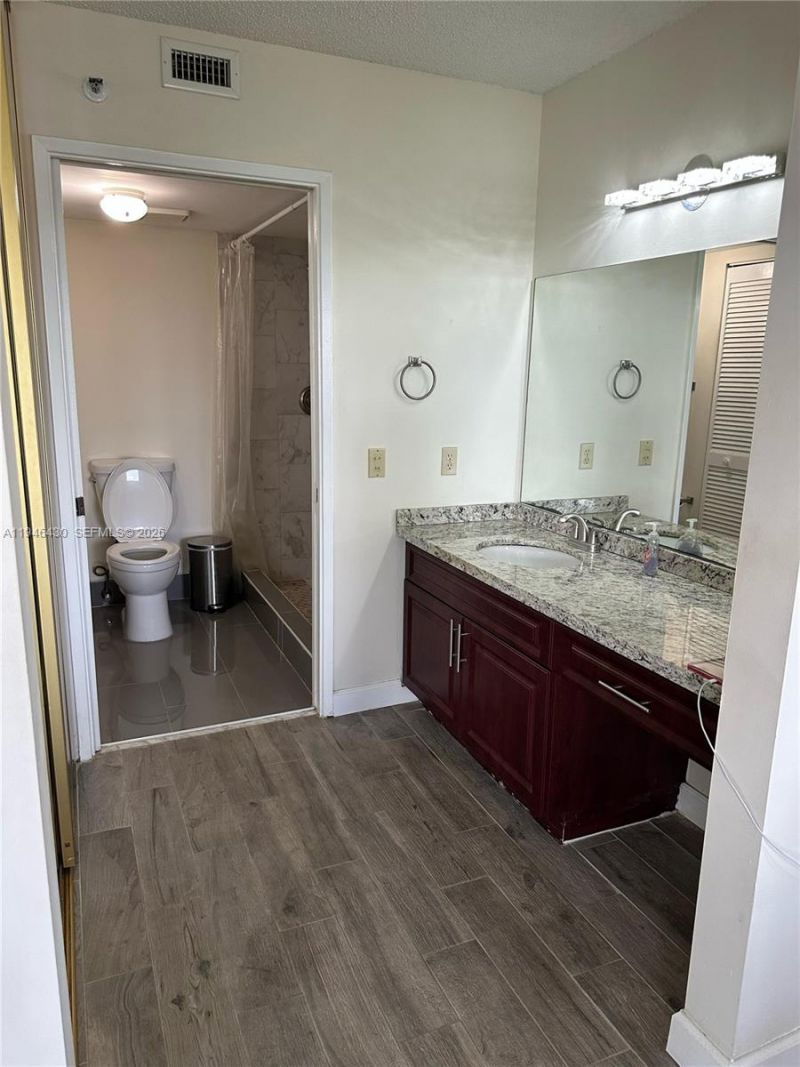 2240 N Cypress Bend Dr , Unit 805, Pompano Beach, FL 33069 Photo