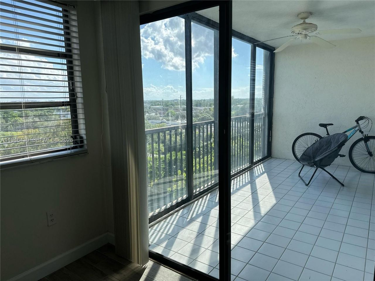 2240 N Cypress Bend Dr , Unit 805, Pompano Beach, FL 33069 Photo