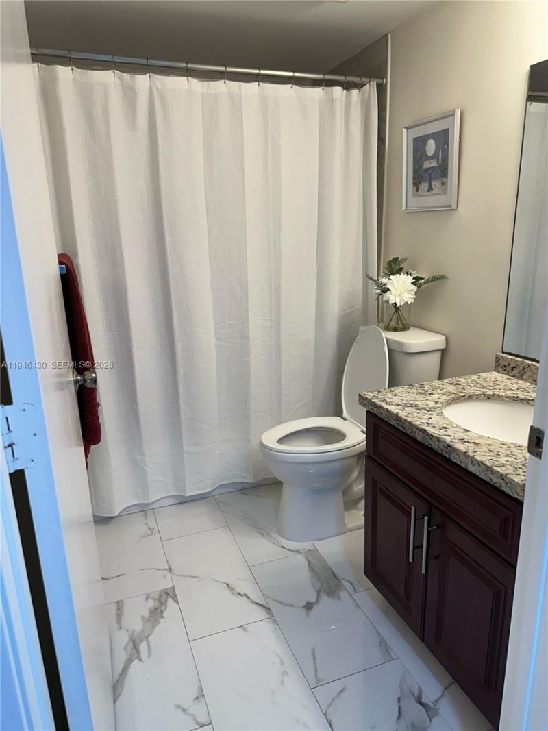 2240 N Cypress Bend Dr , Unit 805, Pompano Beach, FL 33069 Photo