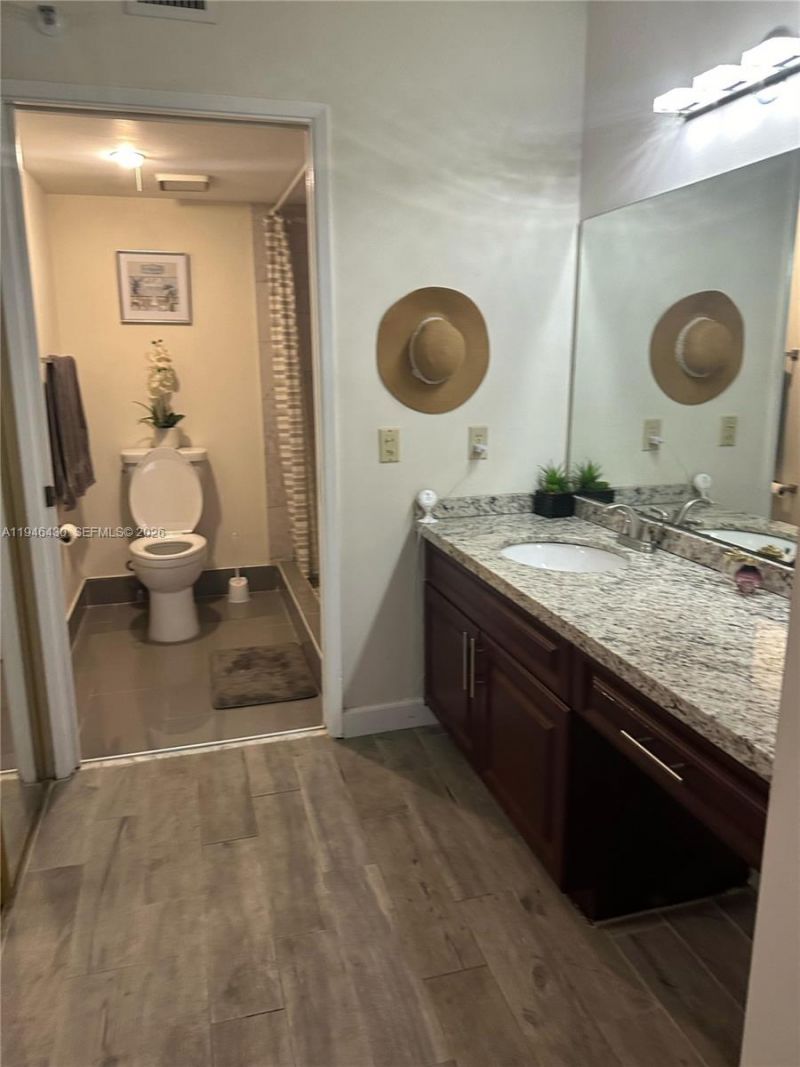 2240 N Cypress Bend Dr , Unit 805, Pompano Beach, FL 33069 Photo