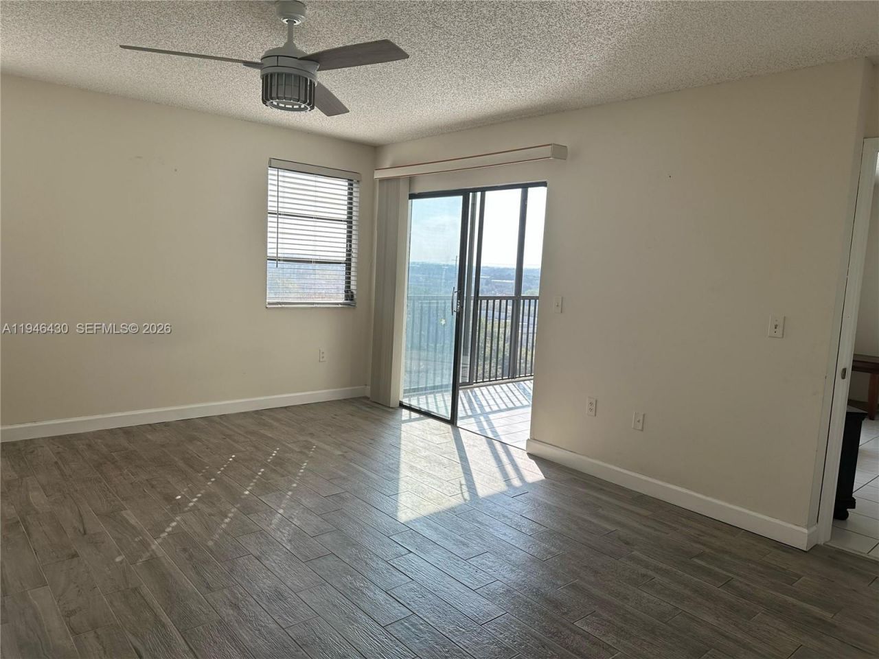 2240 N Cypress Bend Dr , Unit 805, Pompano Beach, FL 33069 Photo