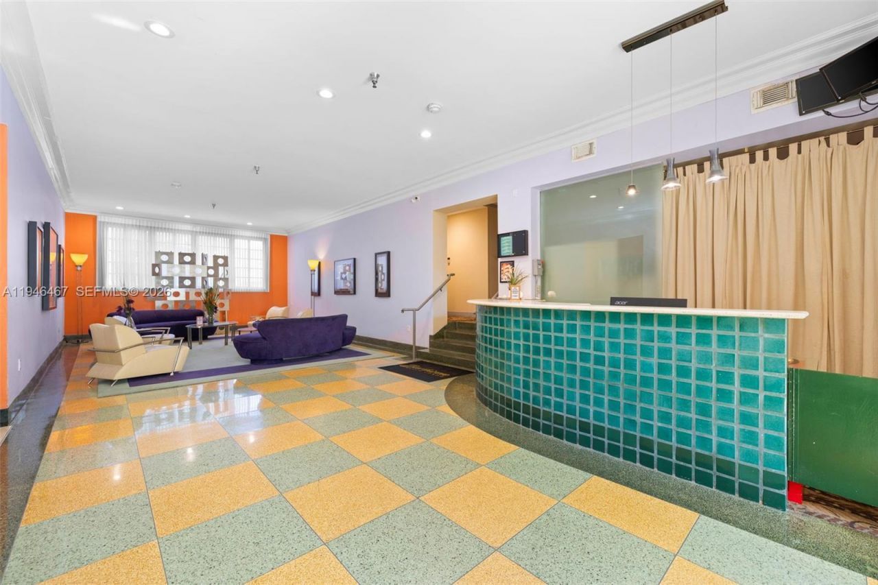 530 Ocean Dr , Unit 108, Miami Beach, FL 33139 Photo