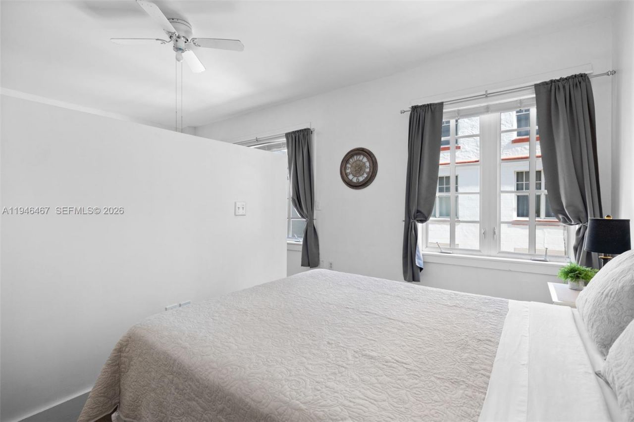 530 Ocean Dr , Unit 108, Miami Beach, FL 33139 Photo