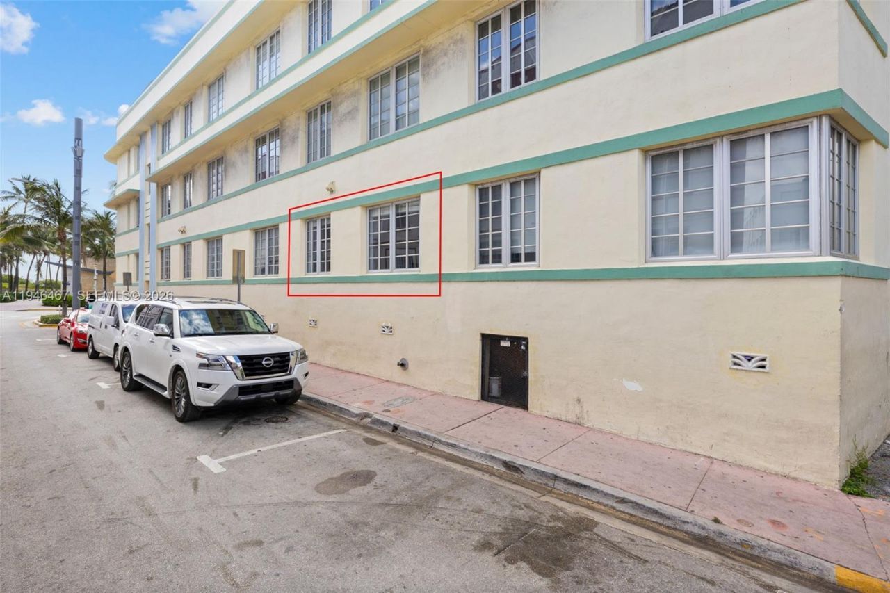 530 Ocean Dr , Unit 108, Miami Beach, FL 33139 Photo