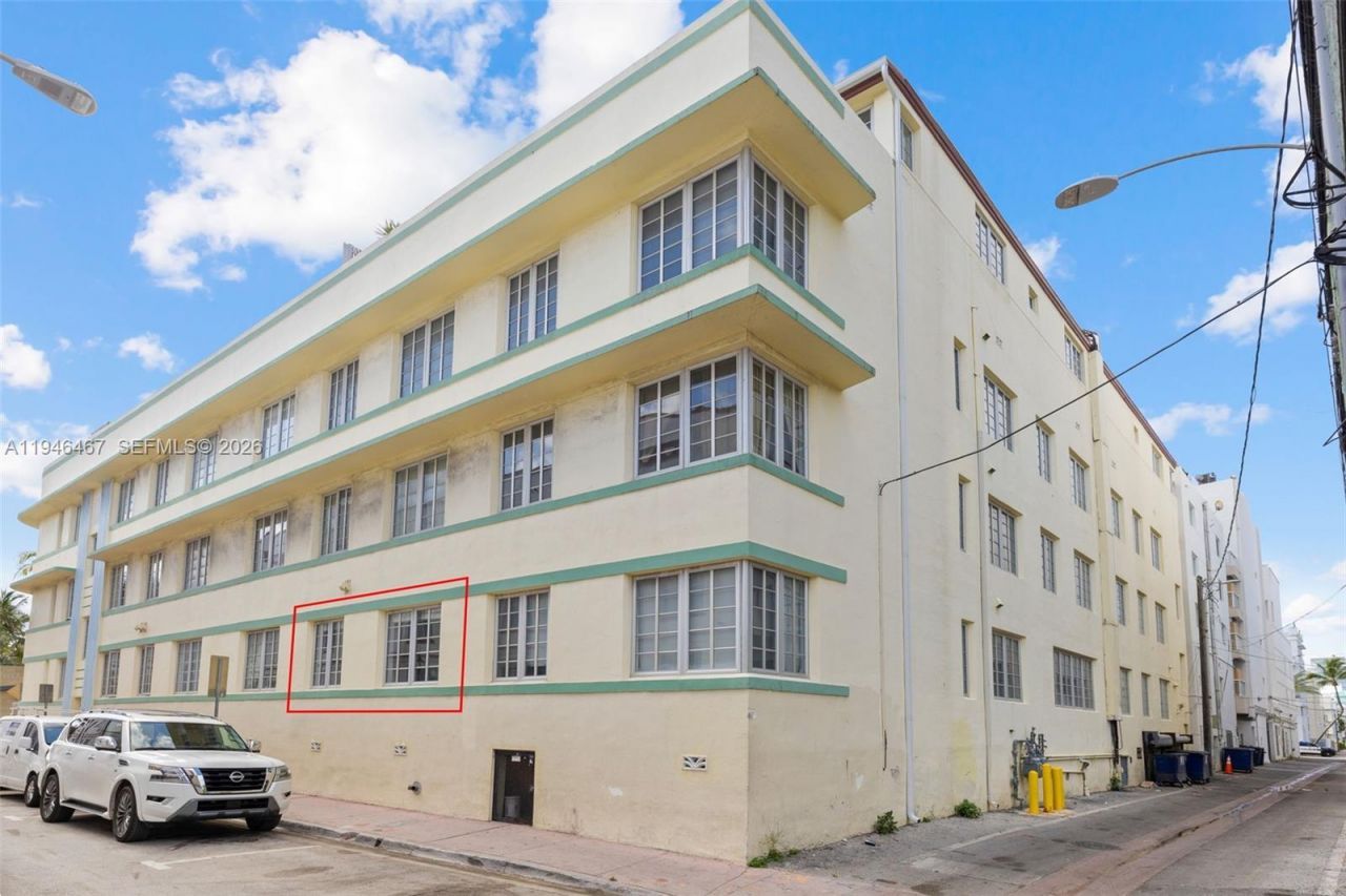 530 Ocean Dr , Unit 108, Miami Beach, FL 33139 Photo