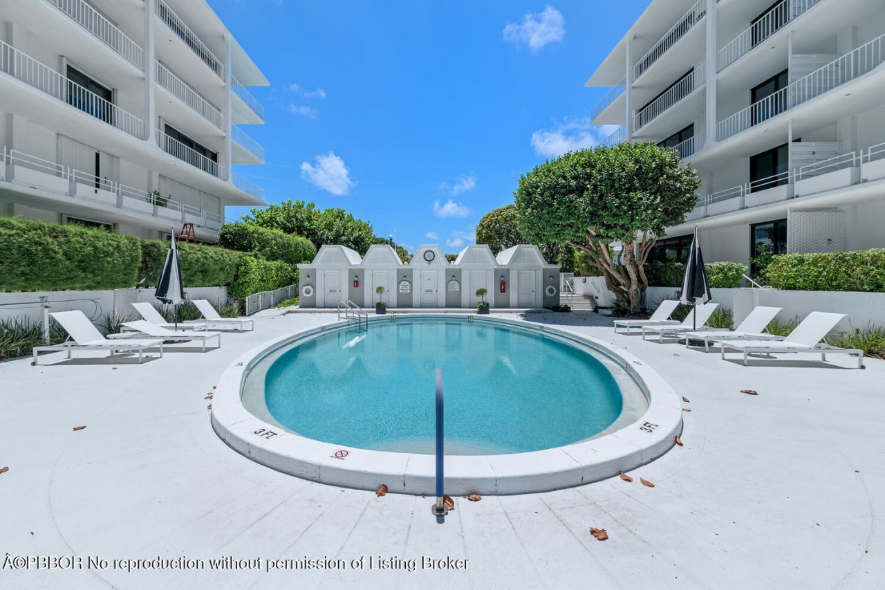 2170 Ibis Isle Road, Unit 8, Palm Beach, FL 33480 Photo