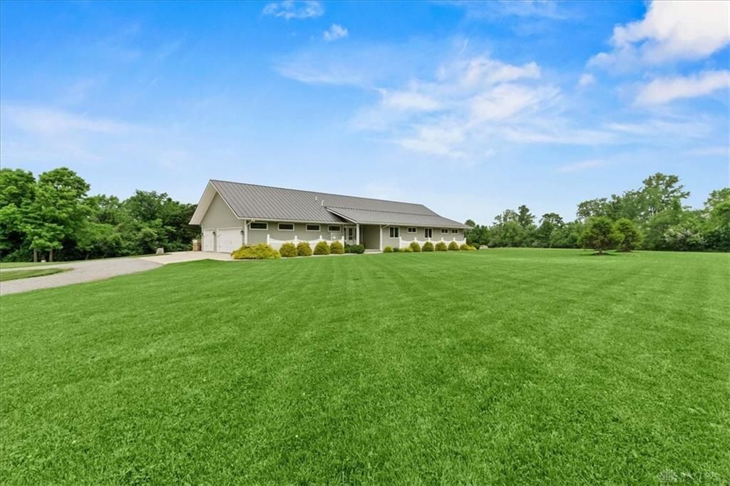 3380 Township Road 129, Zanesfield, OH 43360 Main Photo