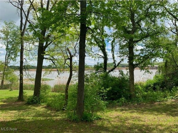 110 Wheeler Drive, Huron, OH 44839