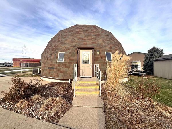 109 Gaul Dr, Sergeant Bluff, IA 51054
