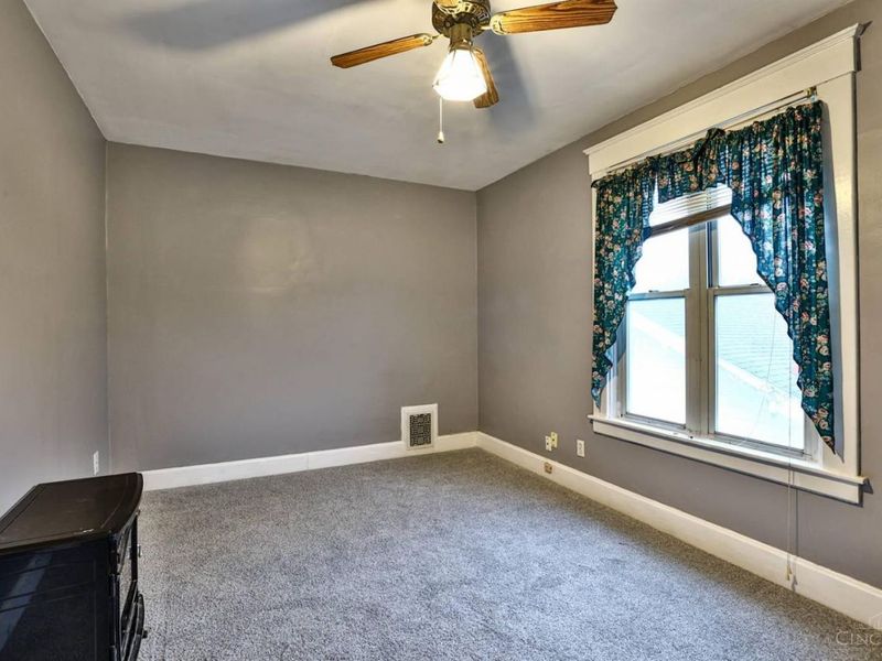 3232 Montana Avenue, Cincinnati, OH 45211 Photo 16