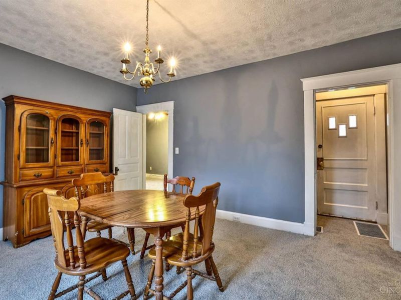 3232 Montana Avenue, Cincinnati, OH 45211 Photo 9