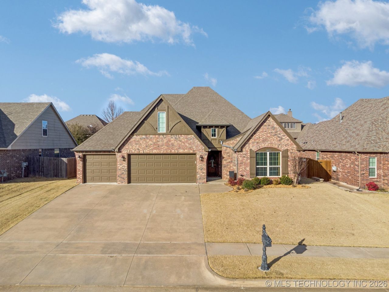 1604 E Quantico Street, Broken Arrow, OK 74011 Main Photo
