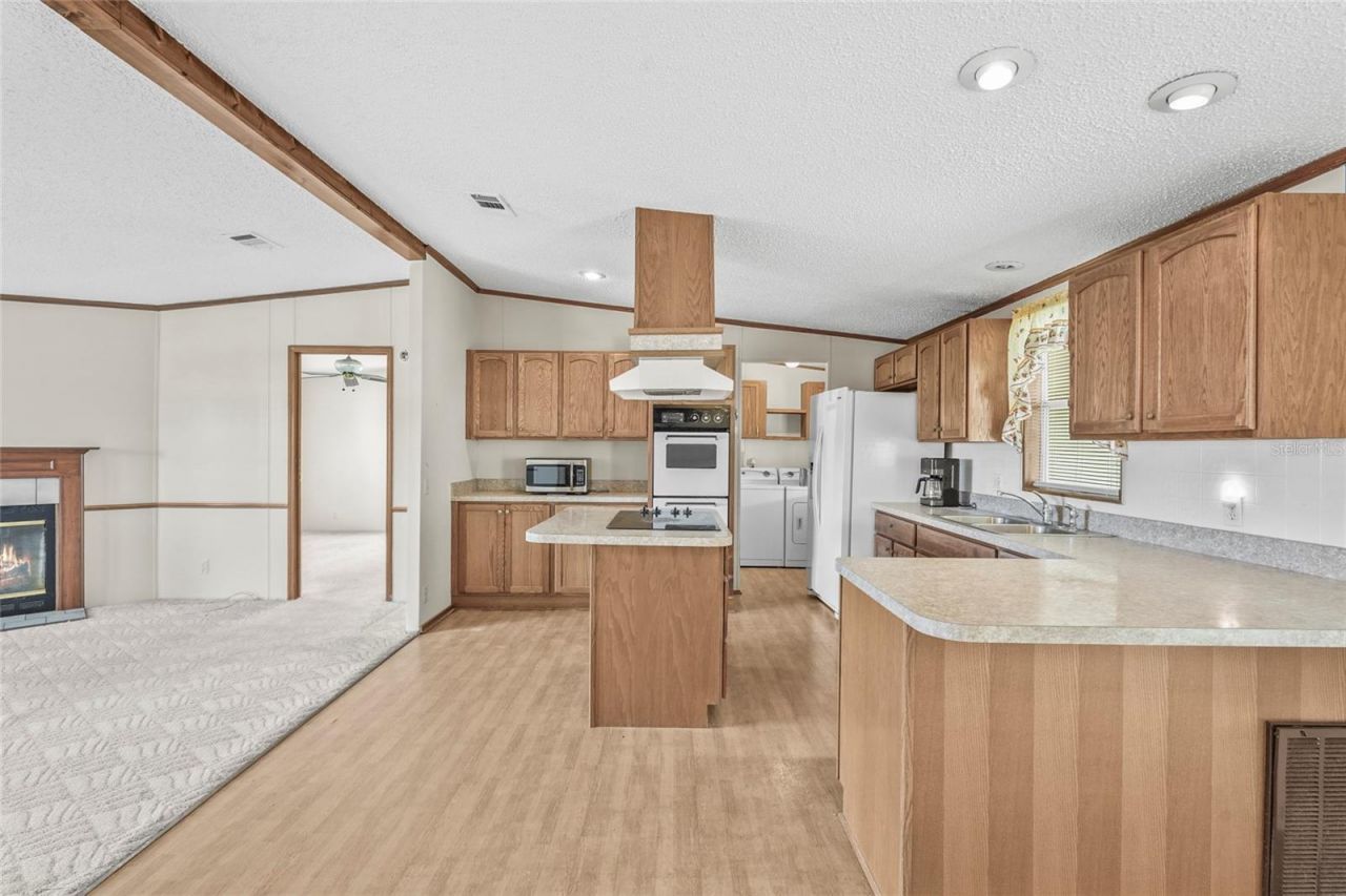 420 49th Street E, Unit 48, Palmetto, FL 34221 Photo